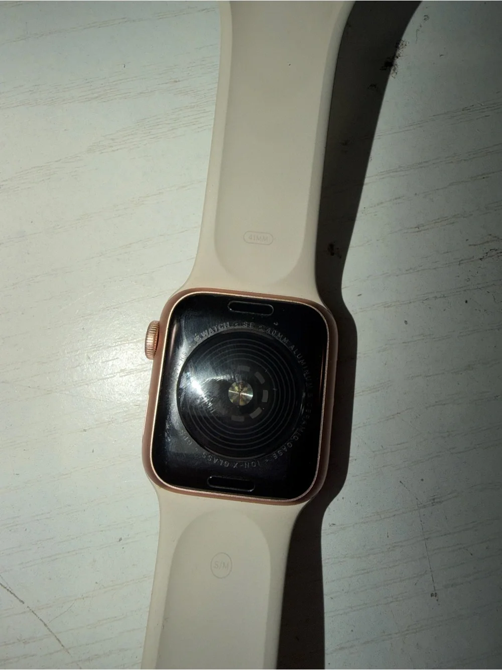 Applewatch Rose Gold SE |  Comes with S/M OR M/L band